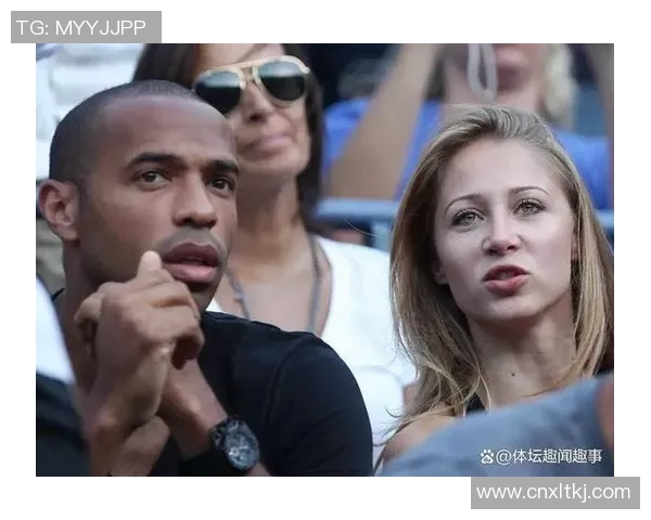 全球十大足球巨星与美貌妻子大盘点 各国足球传奇背后的迷人佳人 全球十大足球巨星与美貌妻子大盘点 各国足球传奇背后的迷人佳人