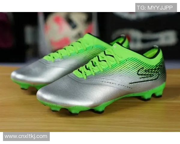 球星常穿的中低端足球鞋解析 性价比与表现兼备的选择 球星常穿的中低端足球鞋解析 性价比与表现兼备的选择