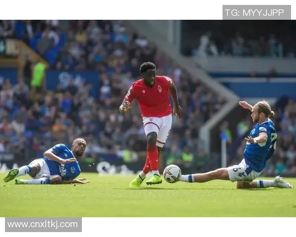 足球场上猝死球星的悲剧回顾与反思：体育健康管理亟待改进