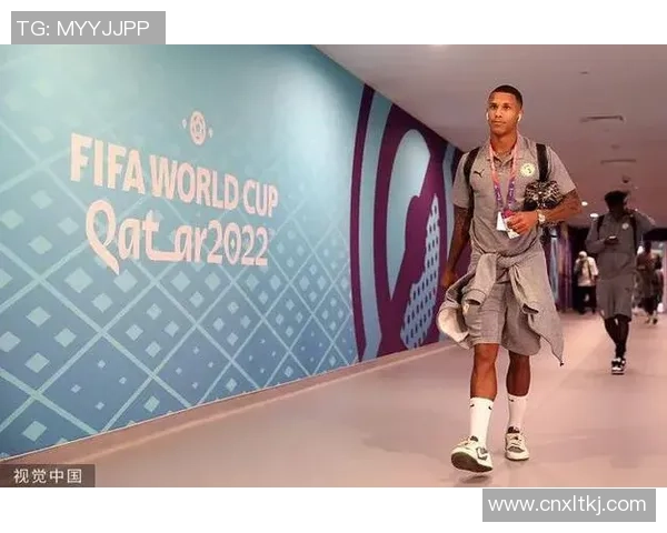 全球最矮足球球员的时尚穿搭揭秘 谁才是场外的潮流代表