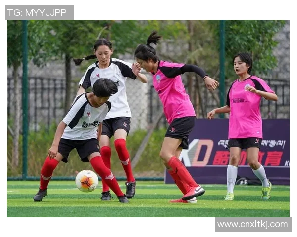 拉萨足球文化崛起 以足球星为引领助力西藏体育发展